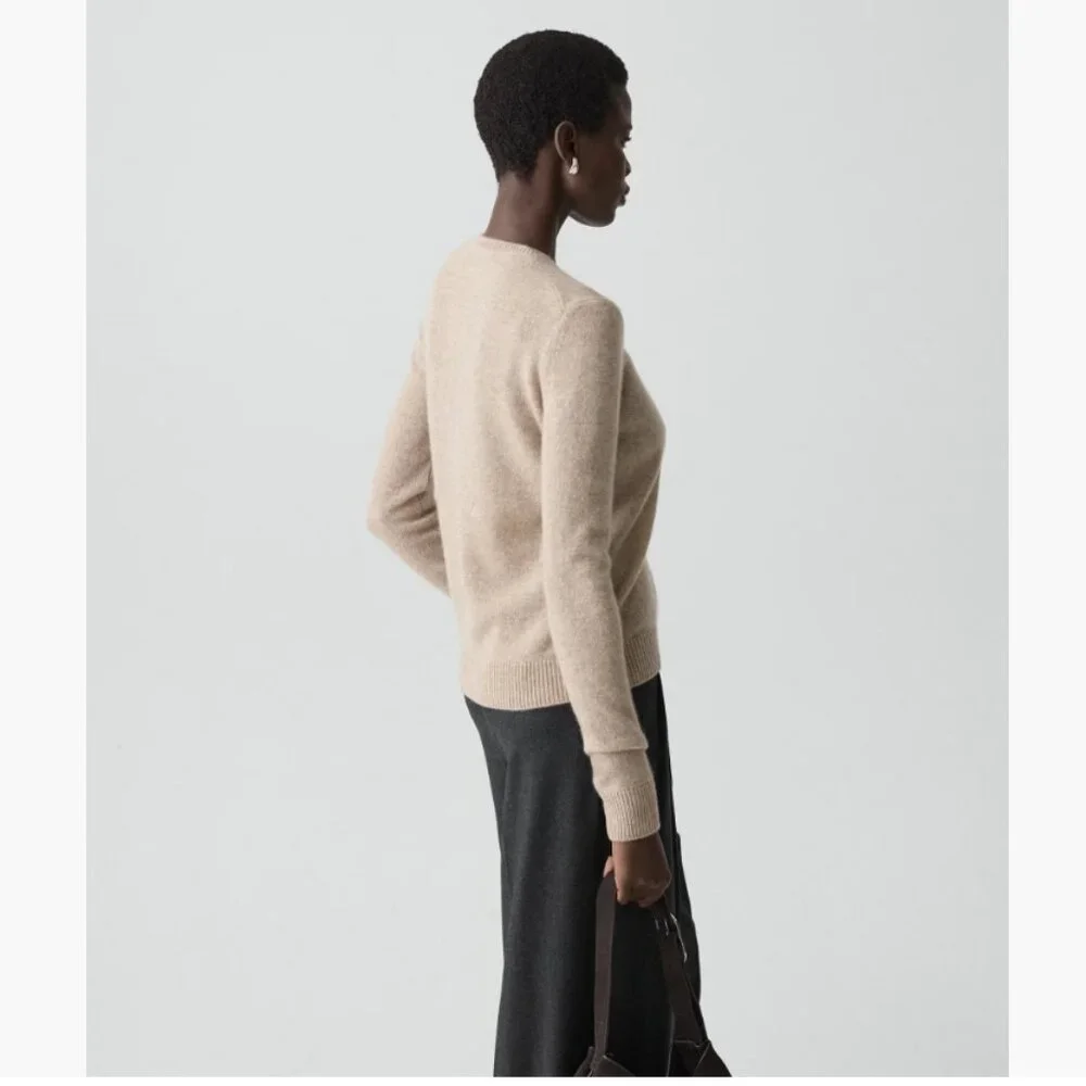 NWT Theory Kaylenna Crewneck Sweater in Feather Cashmere - Picture 3 of 6